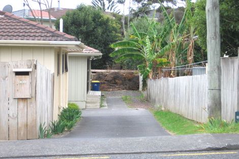 Photo of property in 1/59 Seaview Road, Glenfield, Auckland, 0629