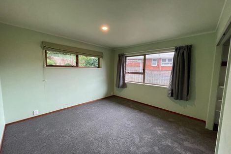 Photo of property in 27 Chatsworth Crescent, Pakuranga Heights, Auckland, 2010