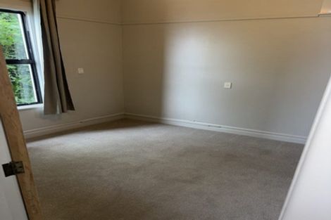 Photo of property in 31 Winchester Street, Kaiwharawhara, Wellington, 6035