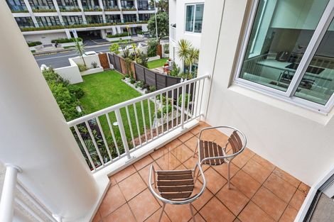 Photo of property in 7/12 Maunganui Road, Mount Maunganui, 3116