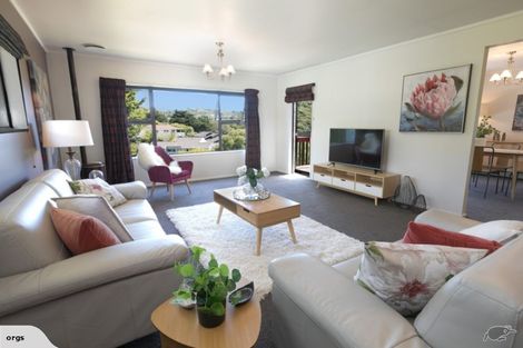 Photo of property in 42 Sailmaker Close, Whitby, Porirua, 5024