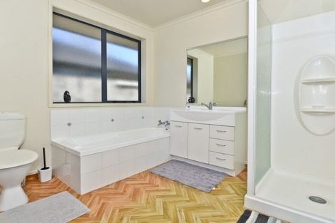 Photo of property in 23 Earlswood Avenue, Hamilton East, Hamilton, 3216