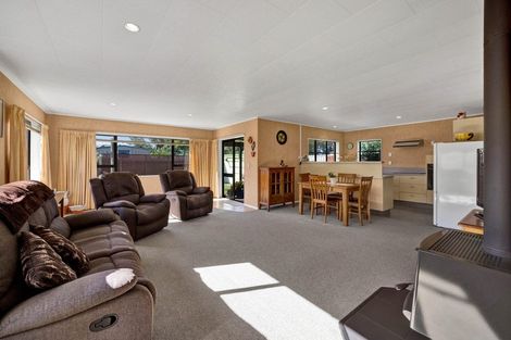 Photo of property in 30 Wellington Street, Hawera, 4610