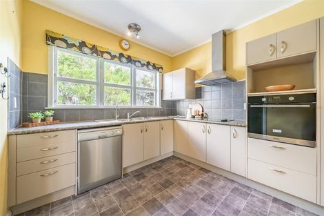 Photo of property in 37 Linwood Drive, Paraparaumu, 5032