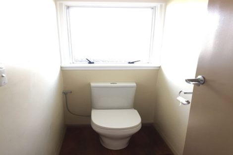 Photo of property in 4 Oriana Crescent, Hornby, Christchurch, 8042