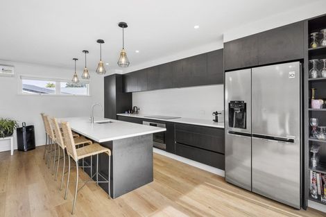 Photo of property in 59 Graham Avenue, Te Atatu Peninsula, Auckland, 0610