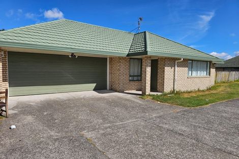 Photo of property in 70a Manuroa Road, Takanini, 2112