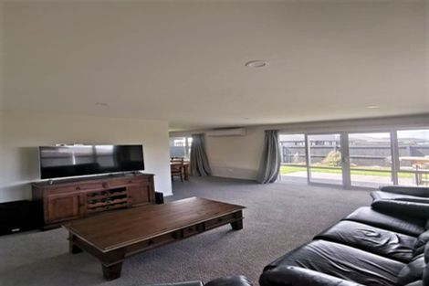 Photo of property in 15 Flint Road, Rolleston, 7614