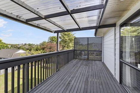 Photo of property in 28 Moire Road, Massey, Auckland, 0614