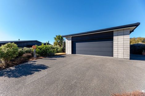 Photo of property in 9 Te Heke Place, Waikanae, 5036