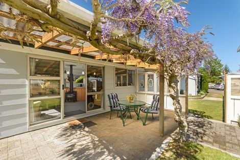Photo of property in 77 Sherwood Street, Bellevue, Tauranga, 3110