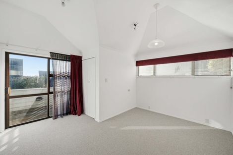 Photo of property in 2/13 Saltburn Road, Milford, Auckland, 0620