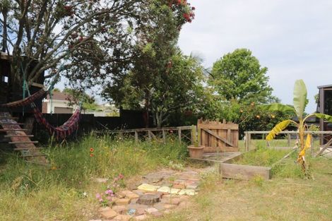 Photo of property in 2 Kinross Place, Mount Maunganui, 3116