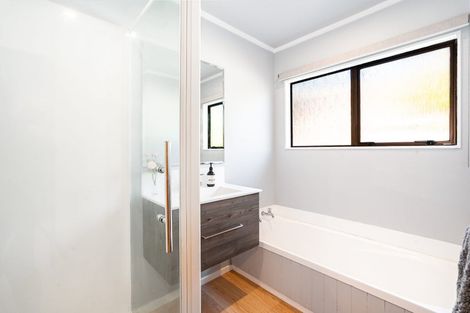 Photo of property in 10a Mersey Street, Island Bay, Wellington, 6023