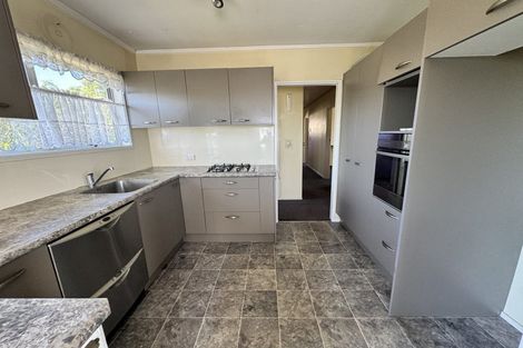 Photo of property in 1/23 Penruddocke Road, Half Moon Bay, Auckland, 2012