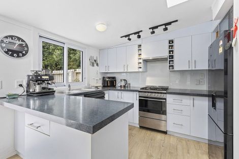 Photo of property in 11/410 The Esplanade, Island Bay, Wellington, 6023