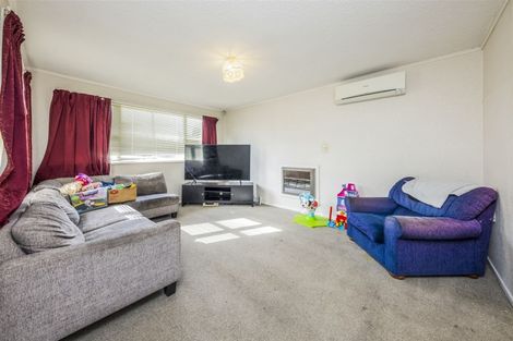 Photo of property in 70 Cargill Street, Papakura, 2110