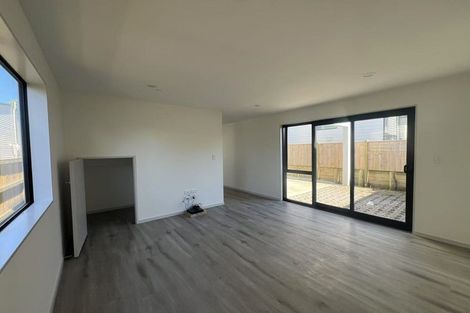 Photo of property in 14 Matukutureia Lane, Manurewa, Auckland, 2102