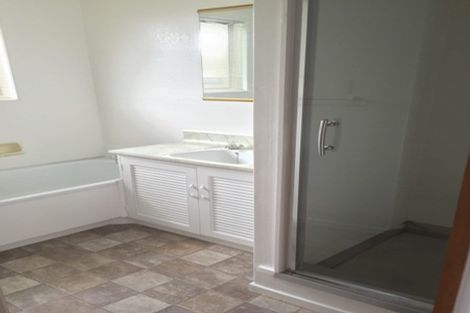 Photo of property in 126 Lake Terrace Road, Burwood, Christchurch, 8061