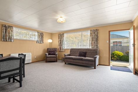 Photo of property in 15a Queen Street, Mosgiel, 9024