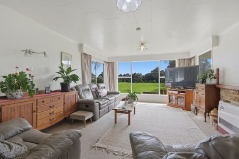 Photo of property in 7 Seymour Street, Waitara, 4320