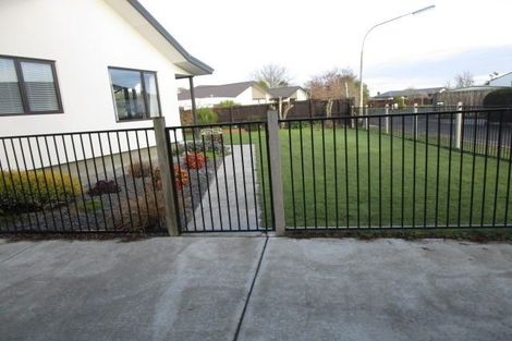 Photo of property in 2 Rowan Lane, Kaiapoi, 7630