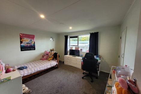 Photo of property in 100 Dunbeath Crescent, Kew, Invercargill, 9812