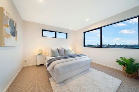 Photo of property in 11a Hebron Road, Waiake, Auckland, 0630