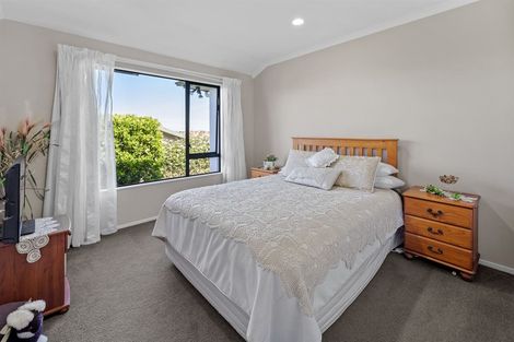 Photo of property in 63 Kensington Terrace, Gulf Harbour, Whangaparaoa, 0930
