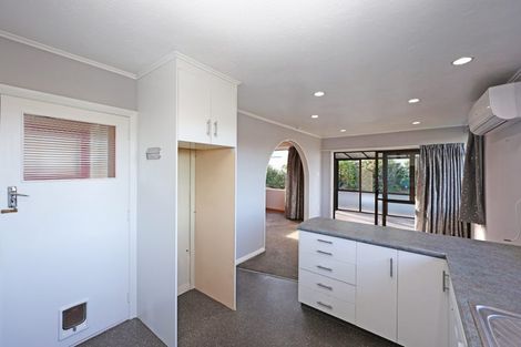 Photo of property in 32 Awamoa Road, Holmes Hill, Oamaru, 9401