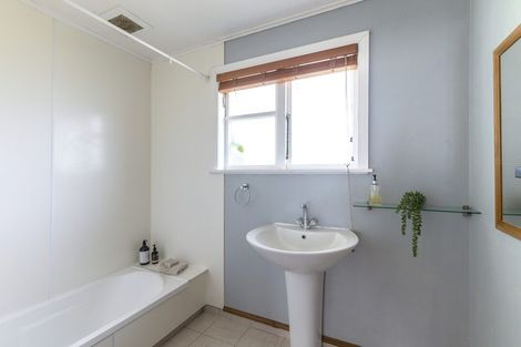 Photo of property in 36 Quinn Road, Levin, 5510