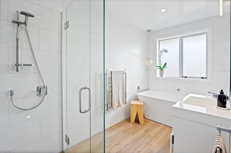 Photo of property in 3 Barbaras Way, Waikanae Beach, Waikanae, 5036