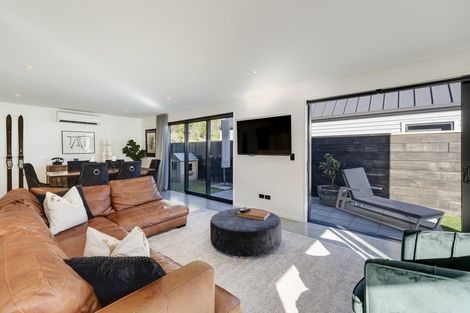 Photo of property in 30 Flynn Lane, Arrowtown, 9302