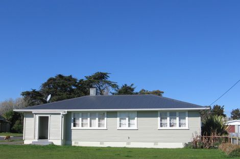 Photo of property in 10 Huntly Street, Foxton, 4814