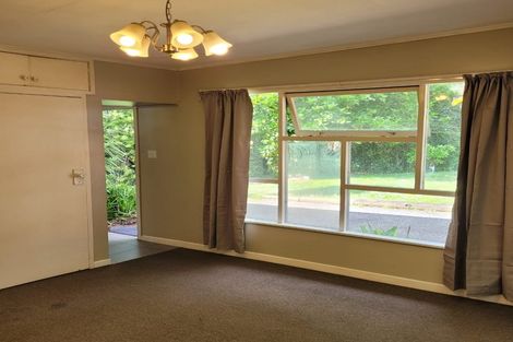 Photo of property in 240 Godley Road, Titirangi, Auckland, 0604