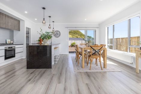 Photo of property in 18 Schooner Drive, Whitby, Porirua, 5024