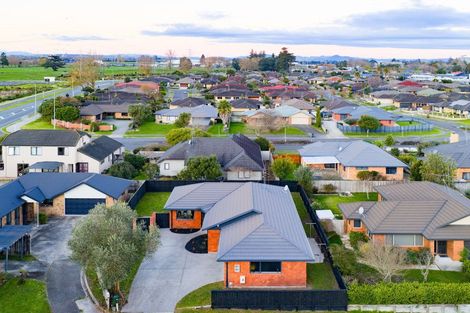 Photo of property in 5 Chancery Close, Hamilton East, Hamilton, 3216