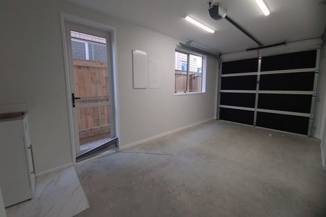 Photo of property in 43c Oreil Avenue, West Harbour, Auckland, 0618