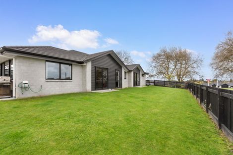 Photo of property in 94 Fairway Drive, Morrinsville, 3300