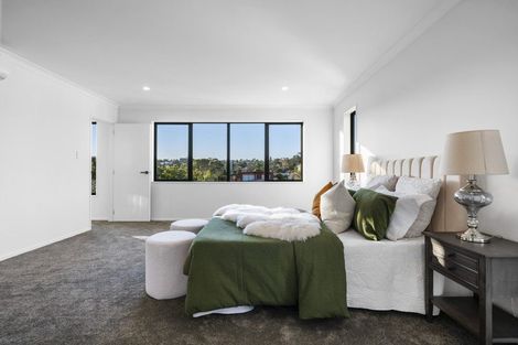 Photo of property in 12c Wylie Avenue, Sunnynook, Auckland, 0620