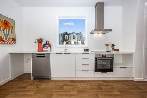 Photo of property in 49 Cleat Street, Whitby, Porirua, 5024