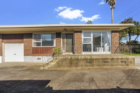 Photo of property in 69 Hepburn Road, Glendene, Auckland, 0602