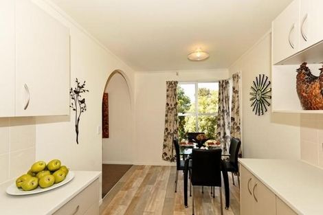 Photo of property in 7 Kemp Road, Massey, Auckland, 0614