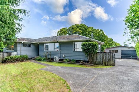 Photo of property in 62 Pukeroa Place, Papakura, 2110