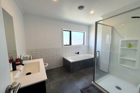 Photo of property in 38 Mapou Road, Hobsonville, Auckland, 0616