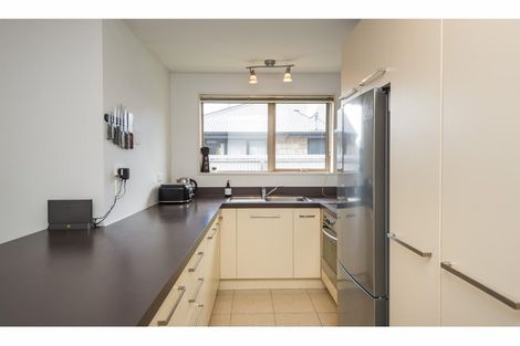 Photo of property in 65a Cleveland Street, Edgeware, Christchurch, 8013