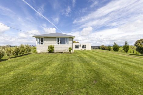 Photo of property in 260 Main North Road, Motunui, Waitara, 4383