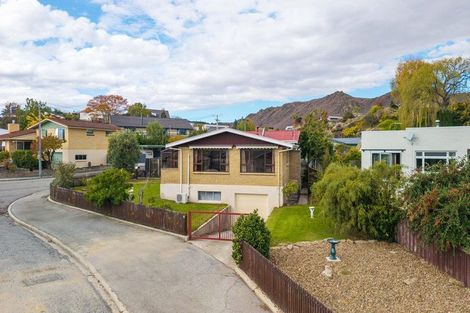 Photo of property in 17 Fox Street, Alexandra, 9320