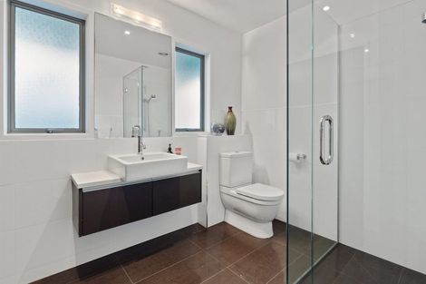 Photo of property in 2/19a Sanders Avenue, Takapuna, Auckland, 0622
