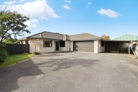 Photo of property in 21 Mangakoea Place, St Andrews, Hamilton, 3200